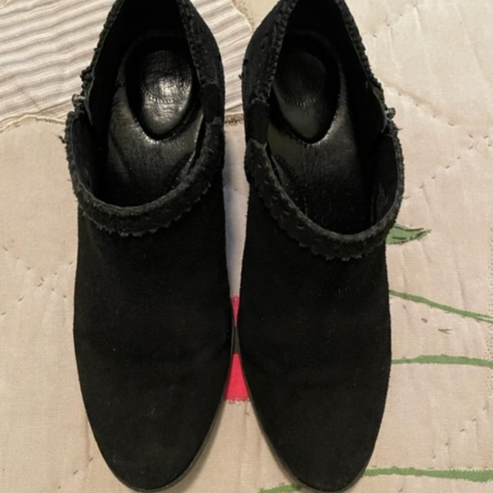 Nurture Ankle Boots, ladies size 7 black suede